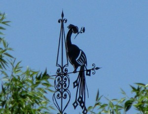 Фото флюгера Жар-птицы на крышу дома