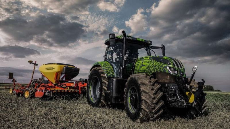 Преимущества гибридного трактора перед обычным